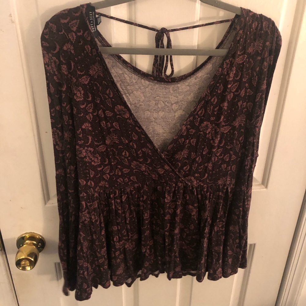 American Eagle soft and sexy floral top